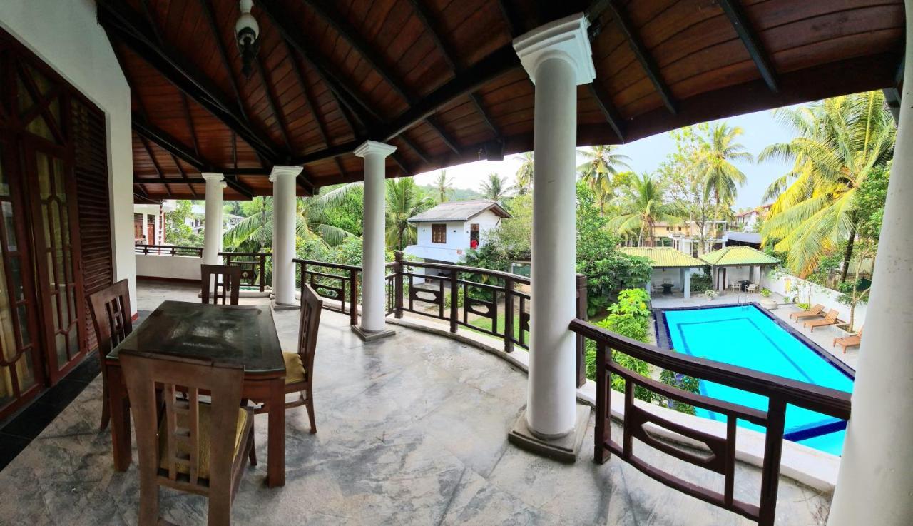 Golden Relax Villa With Pool, Restaurant & European Service Eramudugaha Extérieur photo