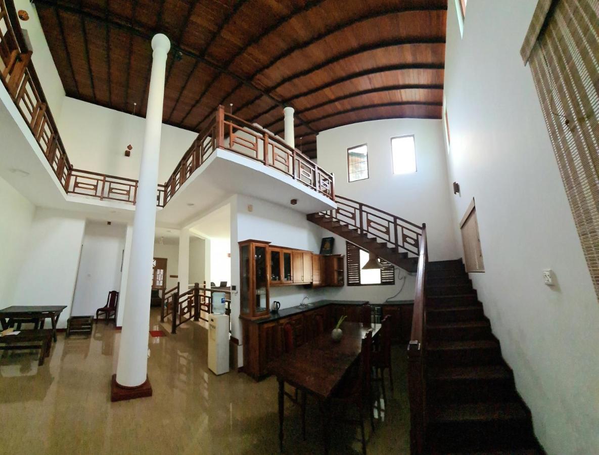 Golden Relax Villa With Pool, Restaurant & European Service Eramudugaha Extérieur photo